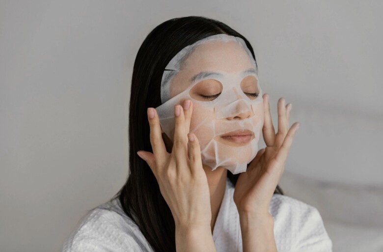Chăm đắp mặt nạ mà da vẫn xấu bạn có thể đang mắc 5 sai lầm này? - 1