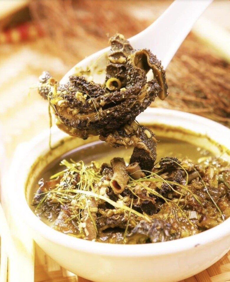 Đặc sản Sơn La khiến nhiều người &#34;nín thở&#34; khi ăn, biết nguyên liệu làm ra mới hết hồn - 2