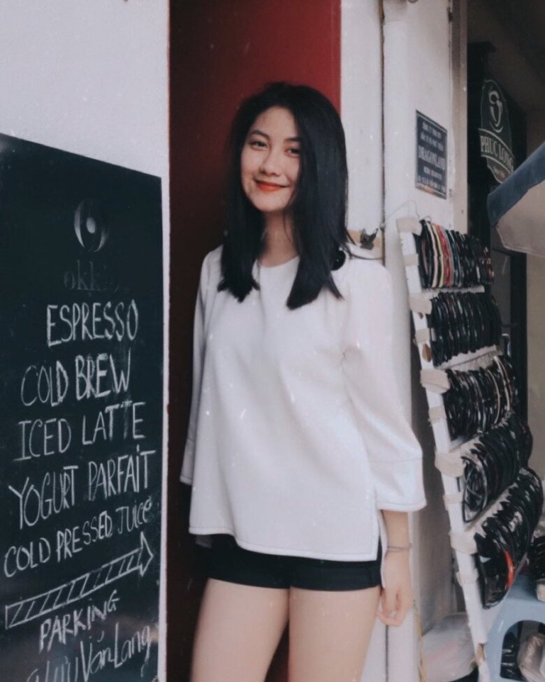 Xuất hiện cô gái là đối thủ của Hoa hậu Tiểu Vy: Nhiều lần lộ nhan sắc thật, ảnh quá khứ mới ngỡ ngàng - 5