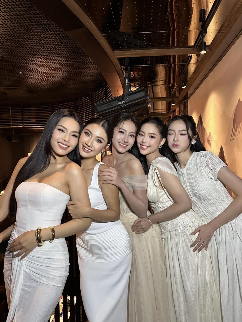 Khung ảnh gấp đôi visual của giới &#34;beauty queen&#34; Việt Nam, 5 nàng hậu mới đăng quang đọ sắc mỗi người mỗi vẻ! - 1