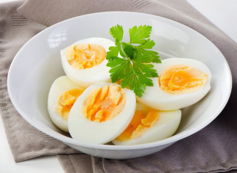 Mỹ nhân &#34;đóng băng&#34; nhan sắc suốt 13 năm dù bị chê hết thời: Chăm uống 2 loại nước rẻ bèo, ăn sáng bằng món &#34;chân ái&#34; của nhiều chị em - 6