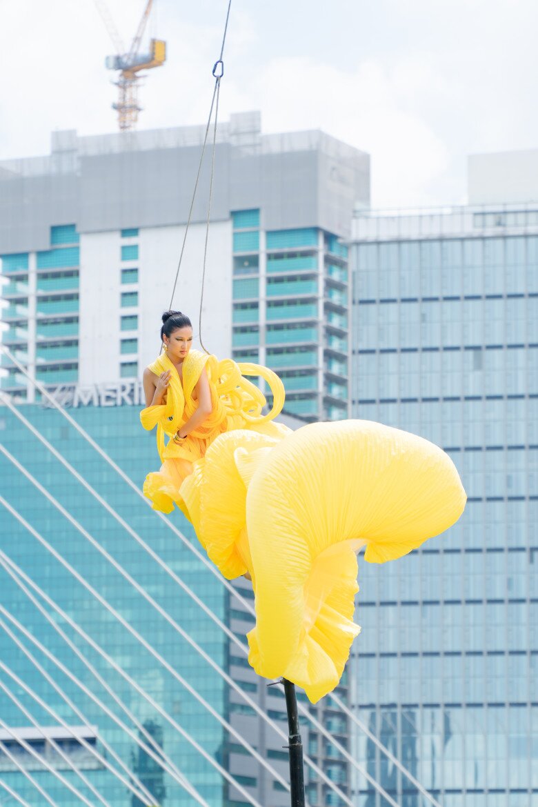 Thanh Hằng gay gắt chấn chỉnh thái độ của thí sinh Next Top, &#34;Nàng Mơ&#34; khóc nấc khi treo mình trên cao - 2