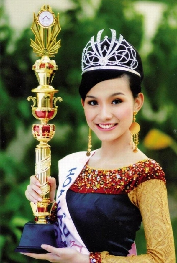 Hoa hậu đầu tiên làm Việt Nam tự hào tại Miss Universe, 16 năm sau nhan sắc không đổi