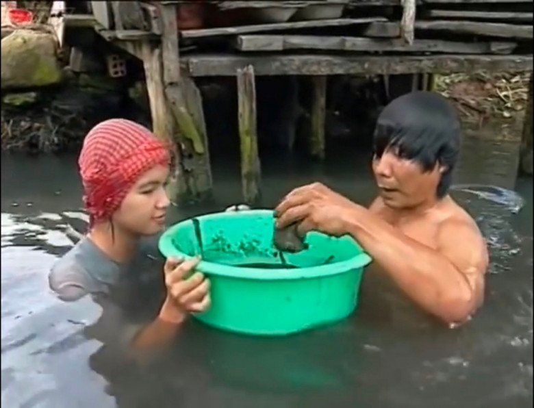Tuổi 47 yên bình của Út Trong &#34;Đất Phương Nam&#34;: Con trai làm phi công, thỉnh thoảng sang Mỹ thăm con gái - 5