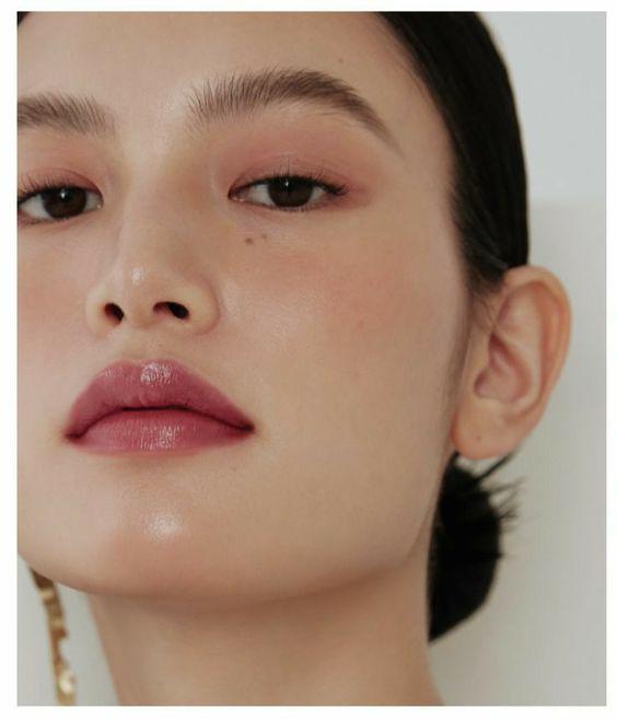 Không cần "gọt mặt" hay tiêm filler, chị em chấm vài điểm này trên khuôn mặt đủ có nhan sắc như Hoa hậu - 6