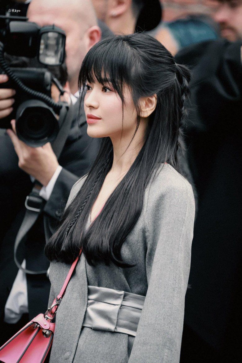 Song Hye Kyo bỏ style tóc tiên tử, diện kiểu tóc mới cực kén mặt, chị em học theo nên cân nhắc - 7