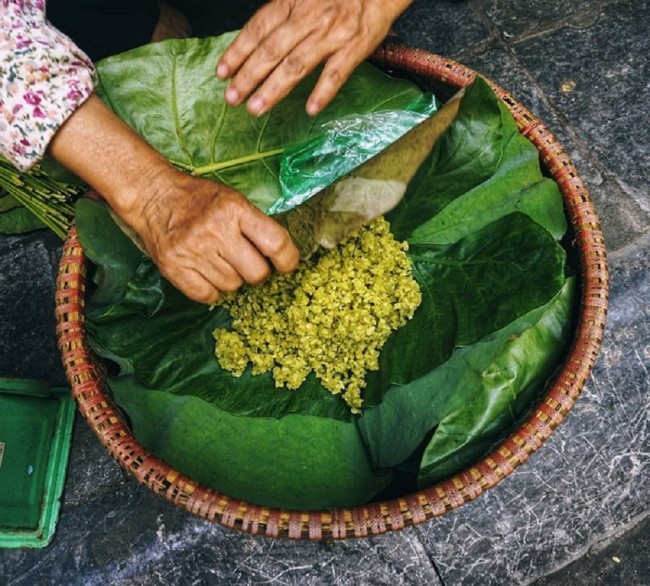 5 địa chỉ mua cốm uy tín nhất Hà Thành, cứ vào mùa là đông khách nườm nượp - 5