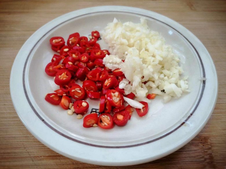 Loại rau tròn xoe chứa đầy axit folic, siêu giàu vitamin C nấu kiểu này được món rẻ tiền, trôi cơm nhưng bổ dưỡng - 4