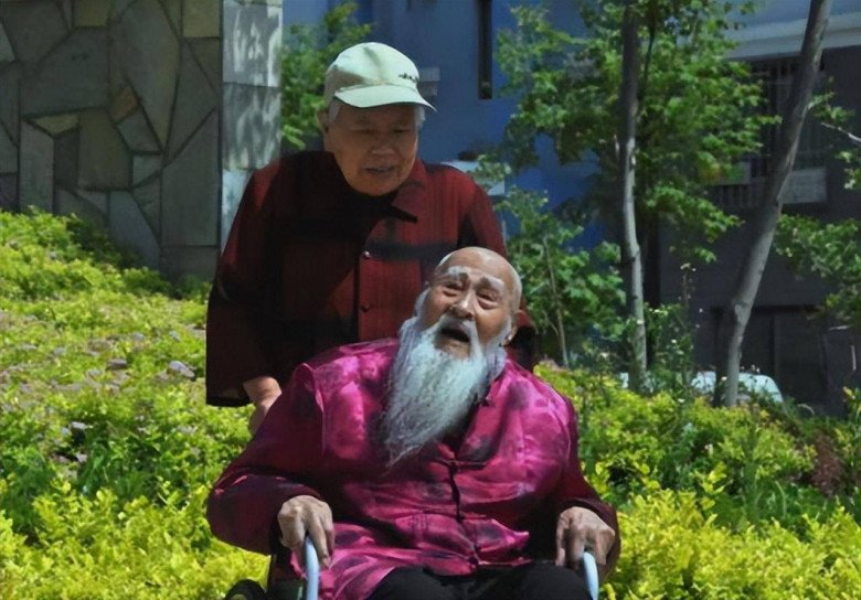Ông lão sống tới 117 tuổi cả đời không con cái, trước khi mất nói một câu thấm thía tiết lộ bí quyết trường sinh - 3