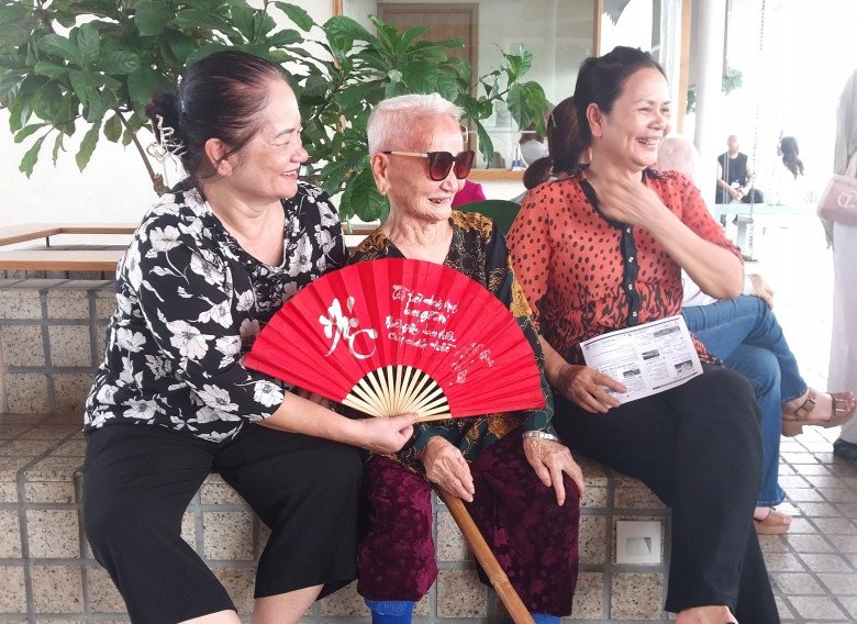 Cụ bà miền Nam 101 tuổi vẫn khỏe mạnh, minh mẫn, suốt 40 năm nay ngày nào cũng làm một việc này - 3