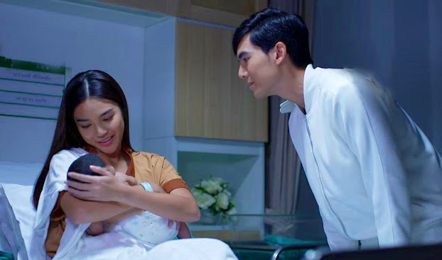 Đẻ 3 con rồi mà nửa đêm chồng cứ gạ gẫm: Sinh thêm đứa nữa cho đủ mâm! - 1
