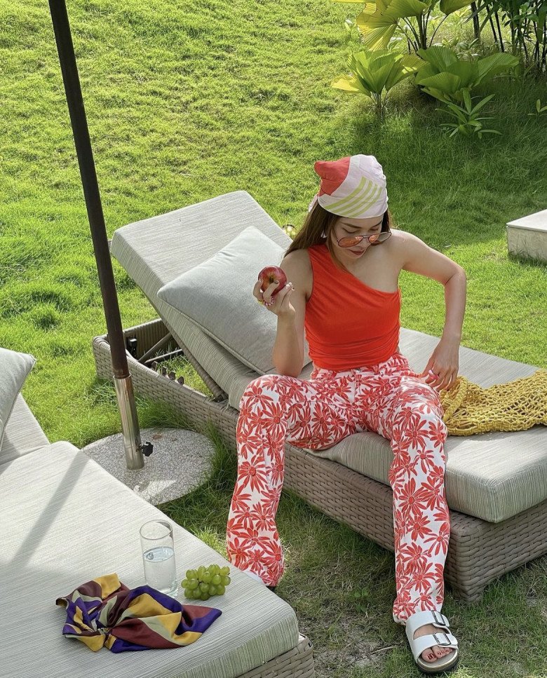 Sáng sớm chưa vội ăn, Yến Trang &#34;đốt mỡ&#34; ào ào, chăm da căng mọng nhờ 2 thứ nước rẻ bèo - 3