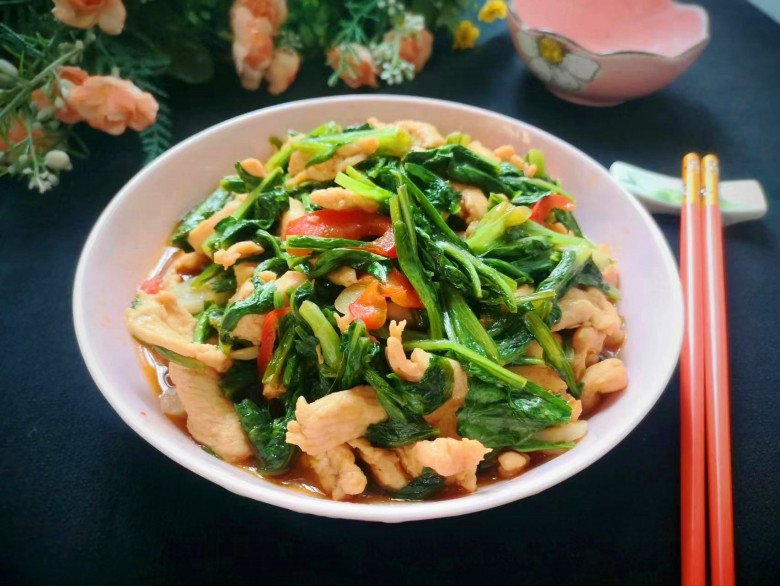Loại rau tưởng chỉ để ăn sống nào ngờ xào kiểu này rất ngon, giàu canxi lại ít calo, không sợ béo - 9