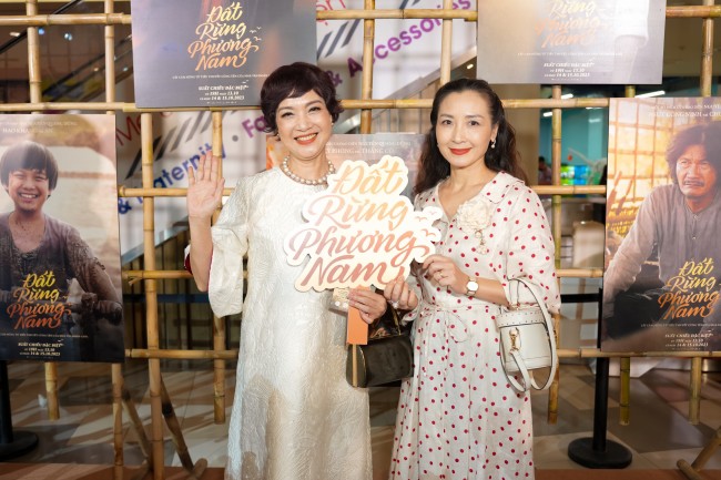 "Bé An" Hùng Thuận hứa bao rạp, Cát Phượng muốn cùng con trai đi xem Đất Rừng Phương Nam - 5