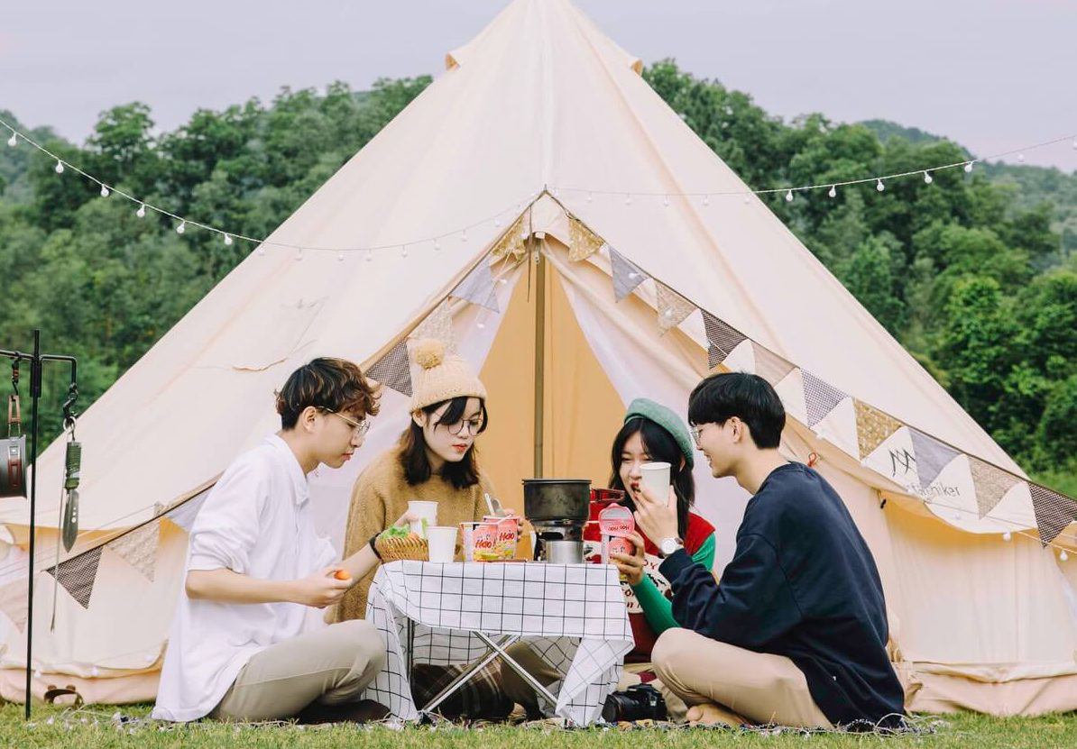 Cần những gì để có không gian camping ngày mưa chill chill cho gia đình? - 7