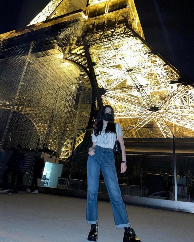 4 món thời trang được Jisoo BLACKPINK rất yêu, giúp giấu nhẹm eo bánh mì, hack dáng đỉnh cao - 14