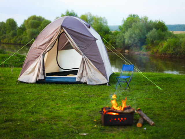 Cần những gì để có không gian camping ngày mưa chill chill cho gia đình? - 1
