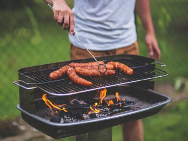 Cần những gì để có không gian camping ngày mưa chill chill cho gia đình? - 5