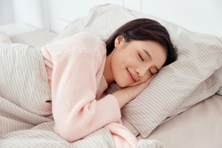 5 tuyệt chiêu tút nhan sắc rẻ bèo, giúp phụ nữ tuổi tứ tuần dễ dàng "hồi xuân" - 4