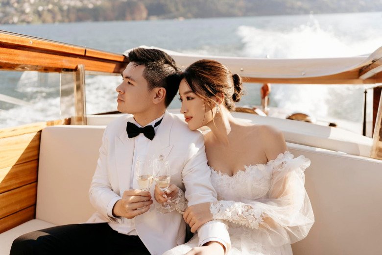 &#34;Thoát vai&#34; mẹ bỉm, Đỗ Mỹ Linh tái xuất với style dâu hào môn, khoe trọn đường cong phụ nữ rất mê - 1