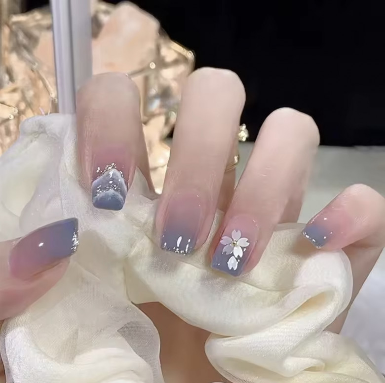 Top các mẫu móng tay dán giá rẻ cho nàng tha hồ điệu đà mùa Thu Đông, giá chỉ từ 15k - 16