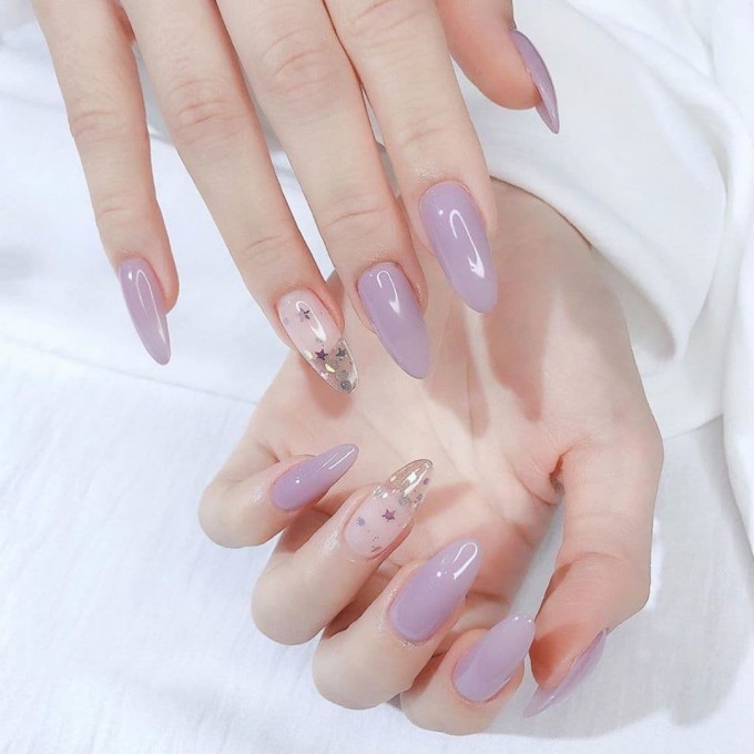 Top các mẫu móng tay dán giá rẻ cho nàng tha hồ điệu đà mùa Thu Đông, giá chỉ từ 15k - 2