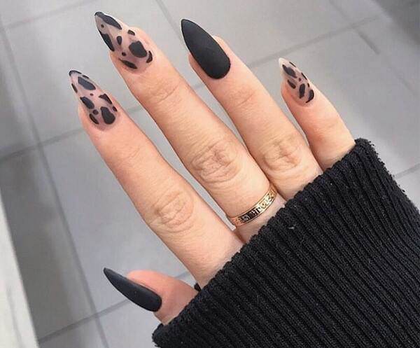 Top các mẫu móng tay dán giá rẻ cho nàng tha hồ điệu đà mùa Thu Đông, giá chỉ từ 15k - 8
