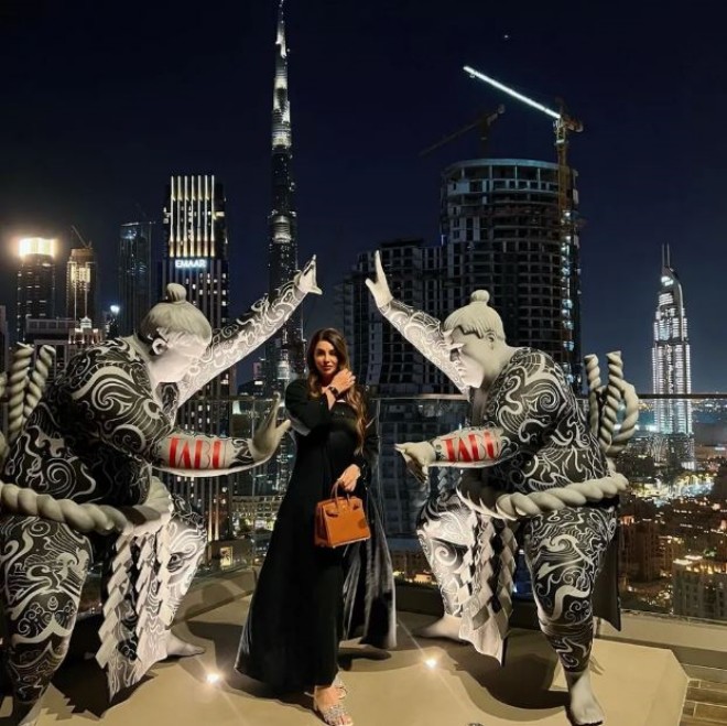 Kết hôn với triệu phú Dubai, 9X sống trong nhung lụa, tiết lộ loạt quy tắc làm dâu nhà giàu