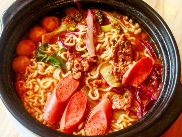 Những trào lưu ẩm thực từng &#34;gây bão&#34; ở Việt Nam, bạn đã thử qua bao nhiêu món? - 1