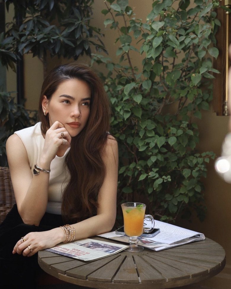 Hồ Ngọc Hà đắp vàng đầy người để làm đẹp, giới nhà giàu đi spa dưỡng nhan có khác - 10