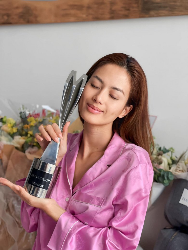 Hồ Ngọc Hà - Như Vân "khuấy đảo" quốc tế, đọ phong cách cùng "ma nữ Thái Lan" sang không kém - 11
