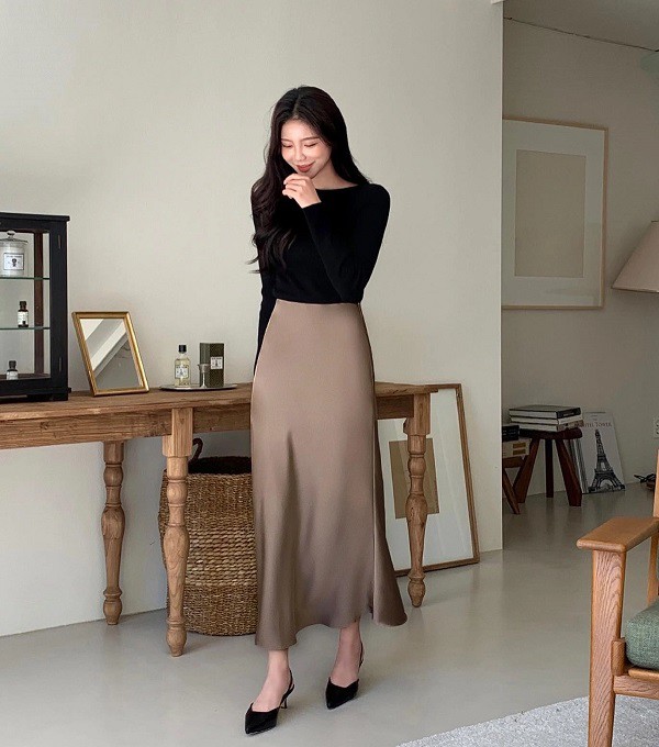 4 kiểu áo đẹp phối cùng chân váy dài để visual trẻ sang, chị em không biết phí cả mùa thu - 8
