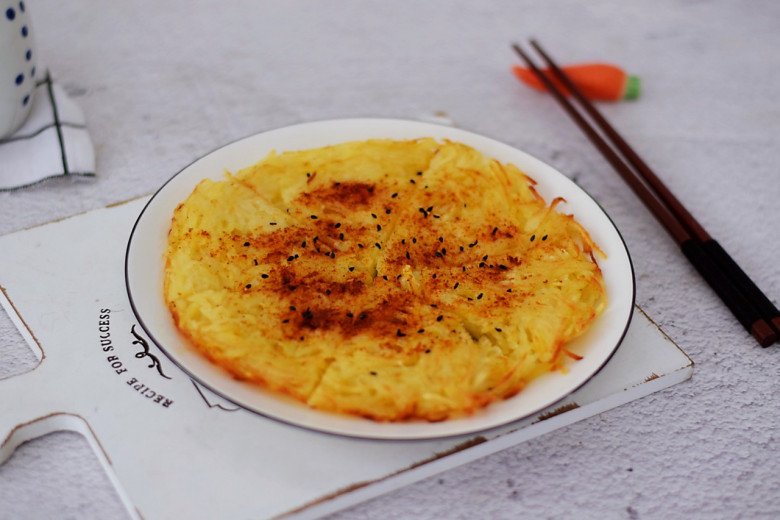 Thừa củ khoai tây, đem làm kiểu này được món ăn sáng cực ngon, chỉ vài phút là xong ngay! - 8