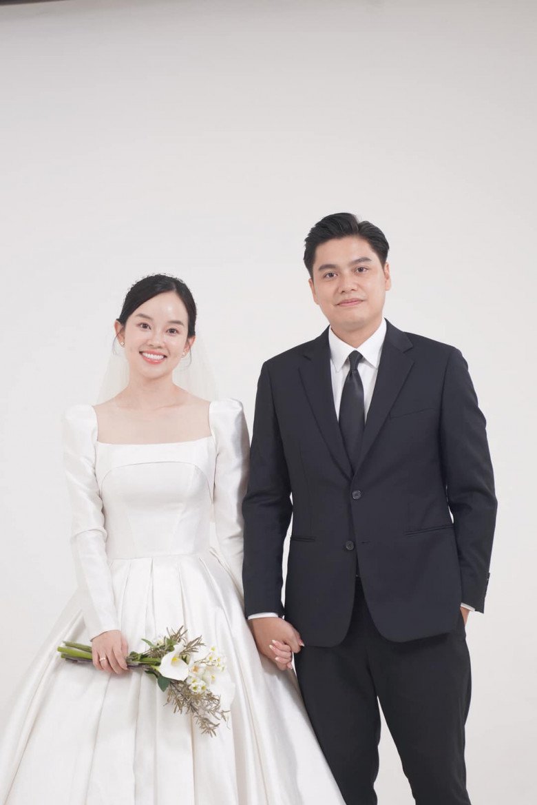 Cô dâu Ly Kute kết thúc 7 năm làm mẹ đơn thân, sắm tới 5 mẫu váy cưới xinh nhất tháng 10 - 5
