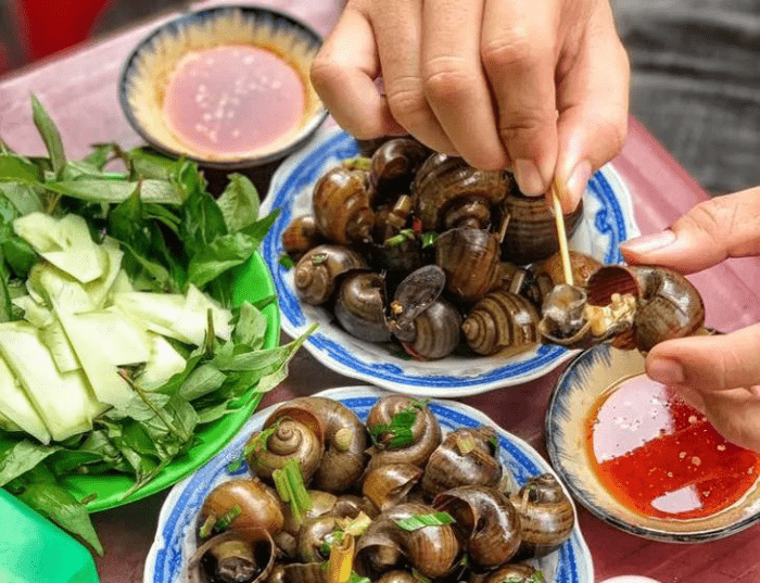 6 quán ốc cực ngon mà giá siêu bình dân ở Quy Nhơn, ai ăn xong cũng xuýt xoa khen ngợi - 4