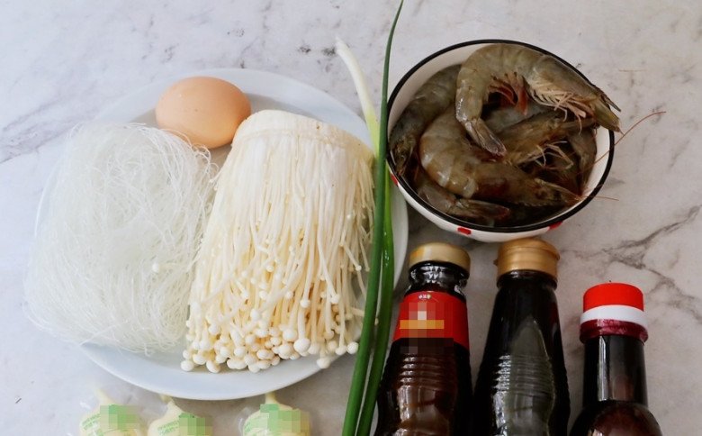 Tôm kho thịt xưa rồi, cho ngay đậu phụ vào được món mới lạ mà &#34;đánh bay&#34; cơm - 1
