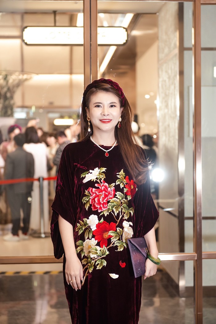 &#34;Vợ anh Núi&#34; Kim Oanh: &#34;Lần đầu tiên tôi được đối xử như một nghệ sĩ xứng đáng&#34; - 1