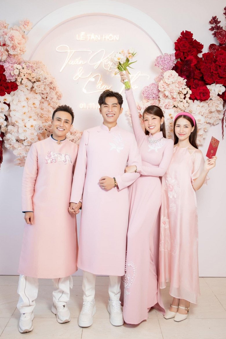 Thời trang ăn cưới từ Bắc chí Nam của Hòa Minzy, &#34;quẩy&#34; nhiệt tình vẫn không một sự cố - 4