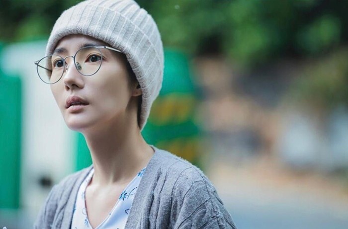 Còn đâu hình ảnh nữ thần, Park Min Young &#34;Thư Ký Kim&#34; giờ gầy trơ xương má tóp lại, chỉ nặng 37 kg - 2