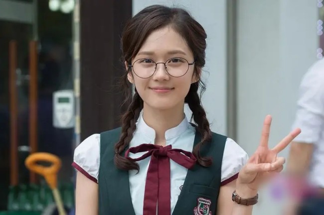 Mỹ nhân &#34;hack tuổi&#34; ai cũng tin sái cổ: Jang Nara ngây thơ vẫn chưa bằng học sinh tiểu học U30 - 10
