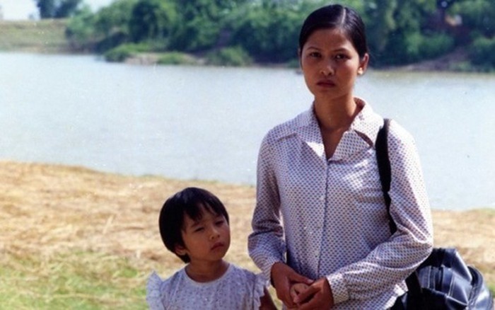 Sắc vóc cô bán hoa Về Nhà Đi Con nay thăng cấp thành vợ &#34;chủ tịch quyền lực&#34; mới của VTV ra sao? - 6