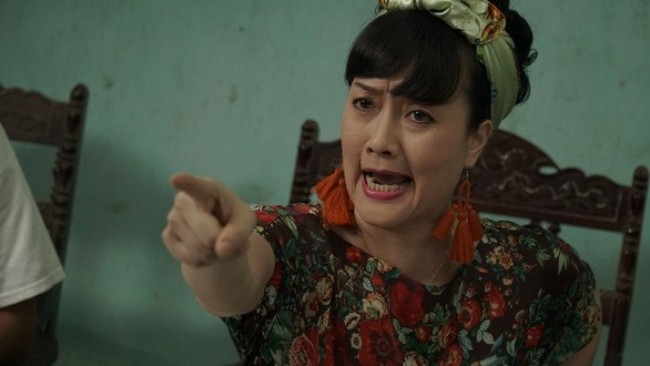 Phim Việt bị &#34;ném đá&#34; vì cổ xúy chuyện ngoại tình: Bà xã Trường Giang &#34;đen đủi&#34; dính tới 2 lần - 10
