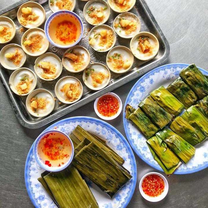 5 quán bánh Huế lâu đời nhưng hương vị xuất sắc, lúc nào khách cũng đông nườm nượp - 4