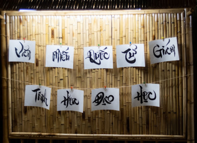 Di tích Văn Miếu - Quốc Tử Giám hút khách mỗi ngày nhờ hình thức du lịch mới lạ - 6