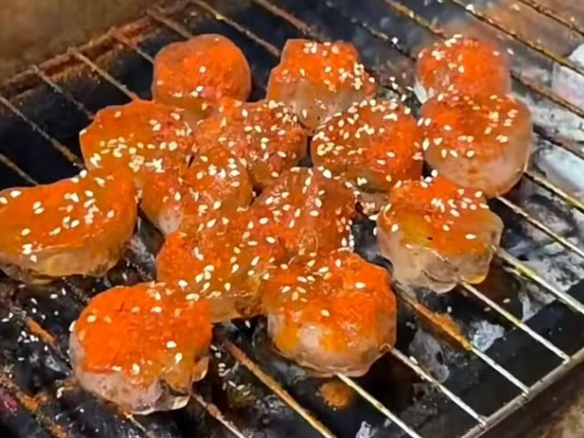 Độc lạ các món ăn chế biến từ đá cuội và nước đá ở Trung Quốc khiến cộng đồng mạng mắt chữ A mồm chữ O - 6