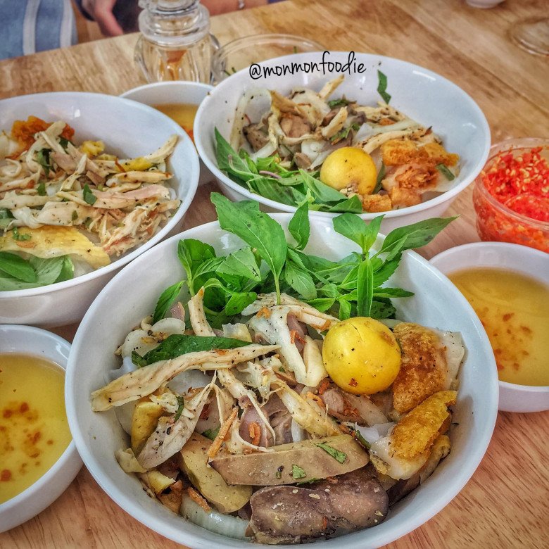 5 quán bánh ướt lòng gà nổi nhất Đà Lạt, quán nào cũng siêu đông khách vì giá cực rẻ, chỉ từ 20.000 đồng/suất - 5