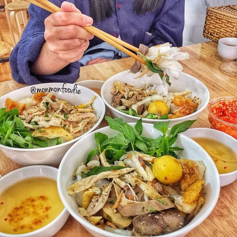 5 quán bánh ướt lòng gà nổi nhất Đà Lạt, quán nào cũng siêu đông khách vì giá cực rẻ, chỉ từ 20.000 đồng/suất - 4