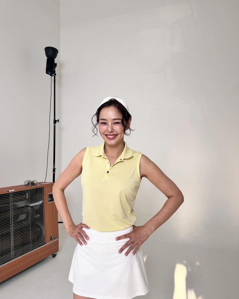 Có nhan sắc "lệch chuẩn" nhất Hàn Quốc 2006, U40 giờ là mẹ 1 con khoe ảnh không sửa, chẳng ai dám chê - 3