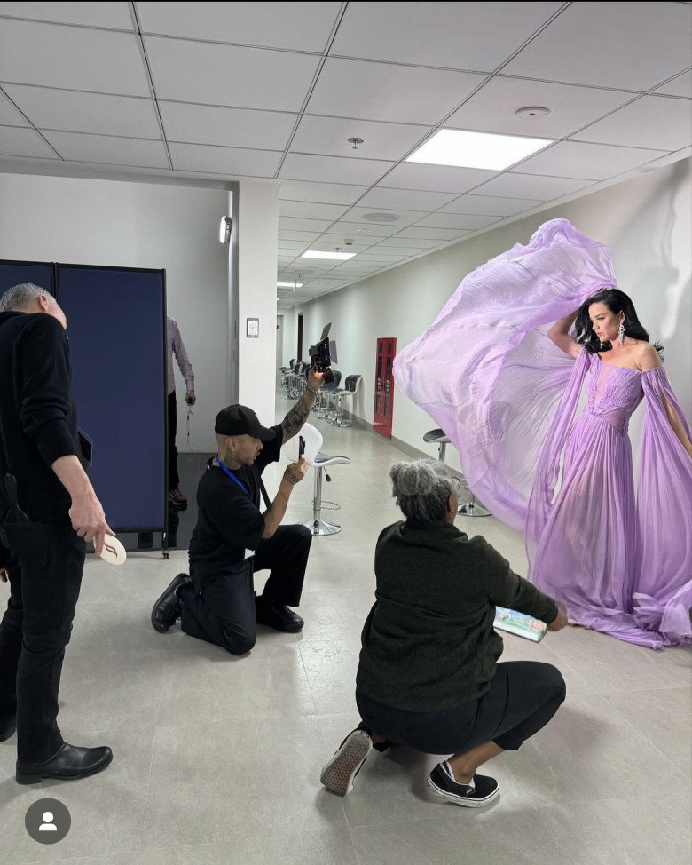 Gây tiếng vang ở thế giới nhưng NTK Nguyễn Công Trí vẫn không quên cống hiến cho nền thời trang nước nhà - 2