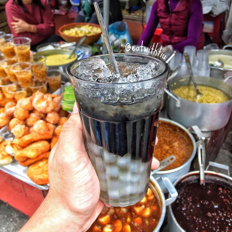 Cầm 50k &#34;ăn sập&#34; chợ Cố Đạo, &#34;thánh địa&#34; ẩm thực siêu nổi tiếng ở Hải Phòng - 1
